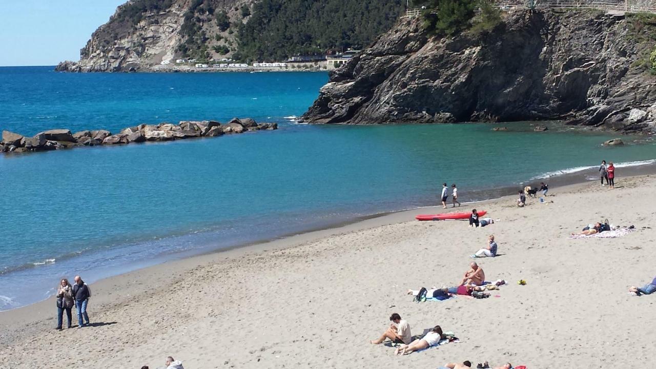 Apartment Enrica Moneglia